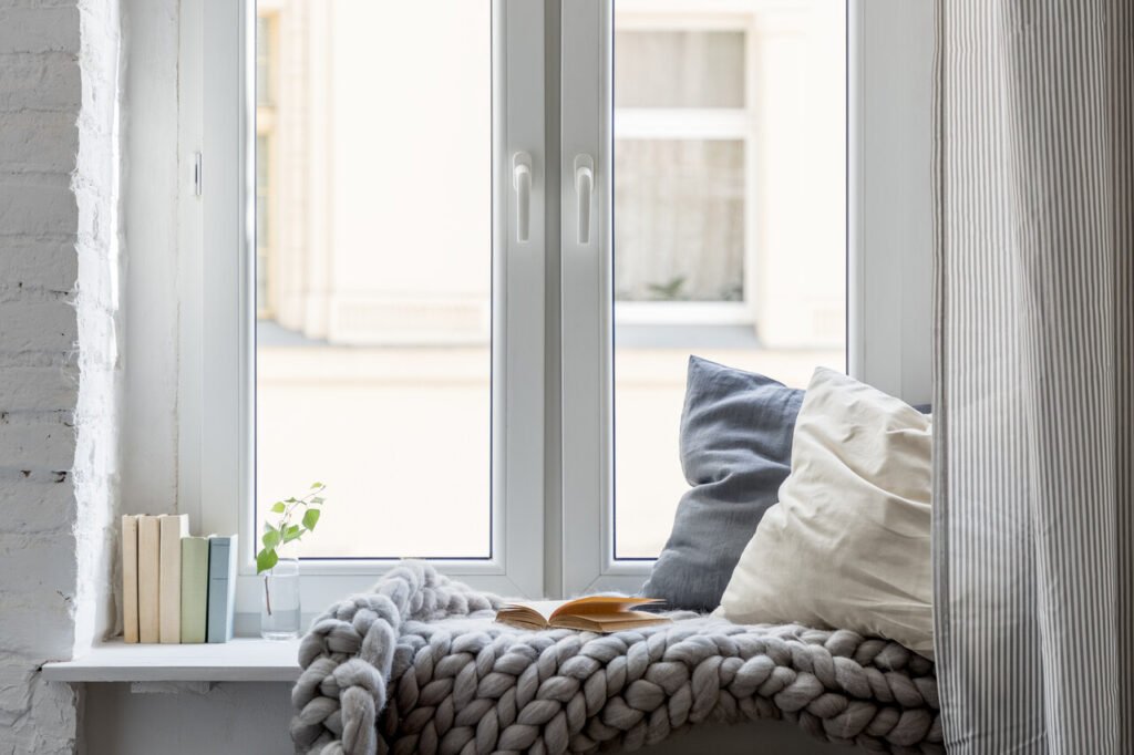 Skandinavische Fenster aus Polen