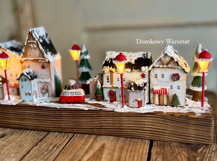 Künstlerisches Weihnachtsdorf – Holzdeko mit LED-Beleuchtung