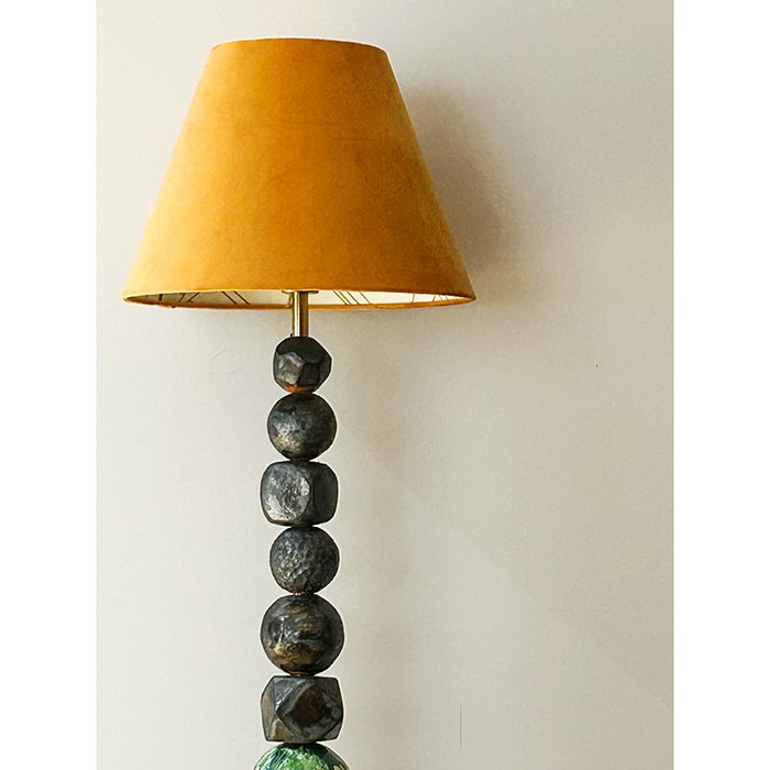 Skulpturale Stehlampe Gaia