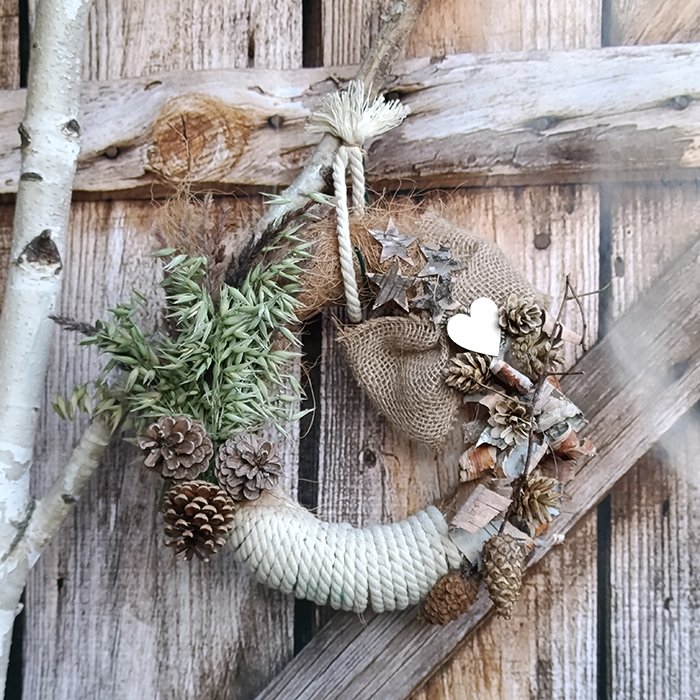 Handgemachte Naturkränze