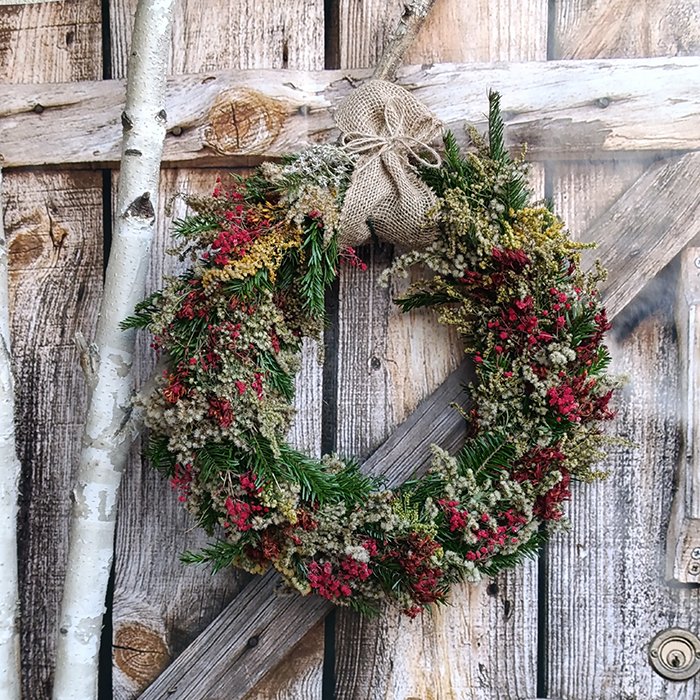 Handgemachte Naturkränze