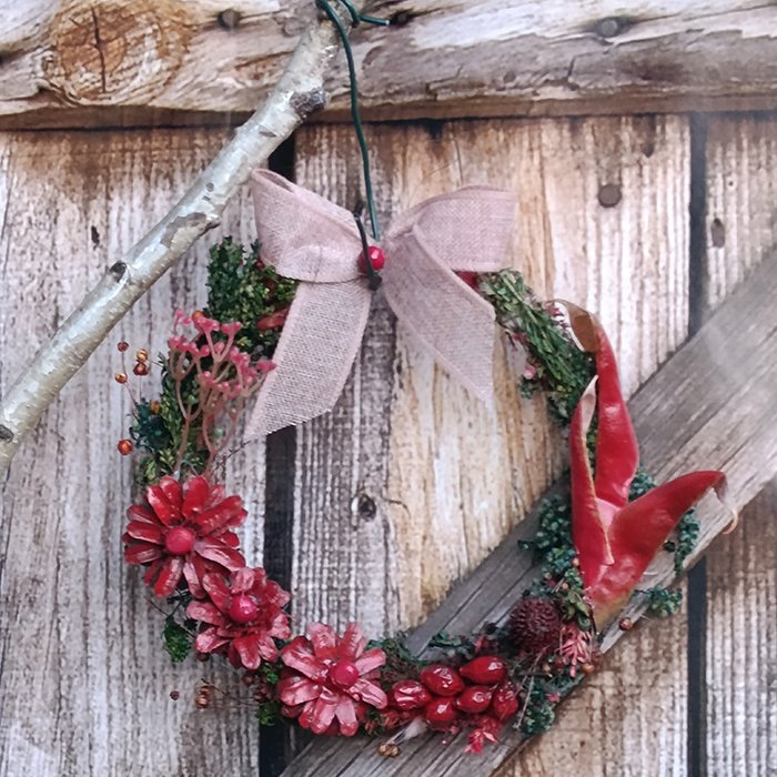 Handgemachte Naturkränze