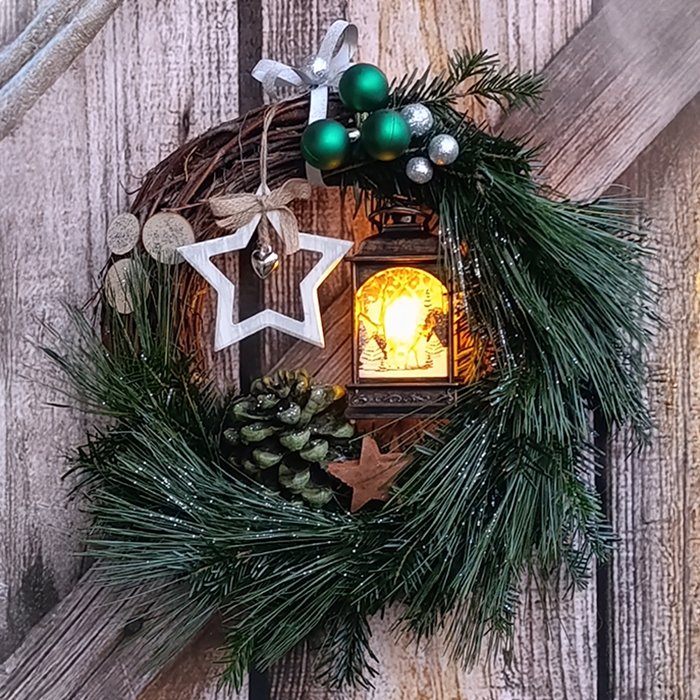 Handgemachte Naturkränze